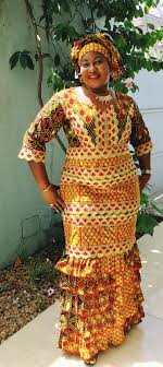 Model robe en pagne model robe pagne africain jolie robe africaine robe africaine en dentelle robe africaine boubou robe africaine moderne couture africaine femme robe africaine tendance mode contemporary normandie 945 in 2018 modern houses pinterest. Pinterest Model Robe Pagne Avec Dentelle Pin By Merry Loum On Robe En Pagne Africain Latest