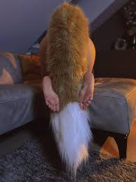 TW Pornstars - 3 pic. RaileyTV. Twitter. This tail tho 😳 feet  FoxOfTheDay foxgirl photooftheday. 12:29 PM - 3 Dec 2022