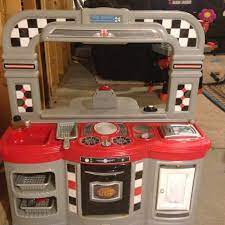 Kids learn about the latest tv show crazes and want to act like their favorite characters. Best Price Reduced Step2 50 S Diner 2 In 1 Kitchen On One Side Booth With Table On Another For Sale In Ashburn Virginia For 2021