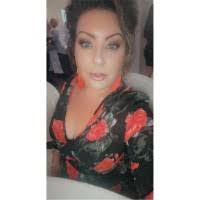 Nicole Fontes's Instagram, Twitter & Facebook