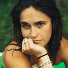 Very casual day in the front yard. Shot by meade avenue's finest:  @kate_stephenson @katesphotobook 📸