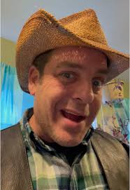 Silkmaster (@phillyjoel)