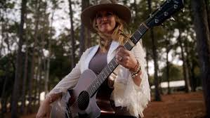 Crestview country singer Casey Kearney releases love song 'Waffle House'