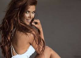 Dad wanted to ease my pain, he let me live a life without worry. Fourteen Gorgeous Instagram Redheads You Must Follow Suburban Men