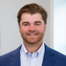 Heather Senn's Instagram, Twitter & Facebook