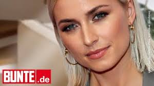 Das model durfte sein erstes baby auf der welt begrüßen. Lena Gercke Blick Ins Kinderzimmer So Schick Wohnt Baby Zoe Youtube