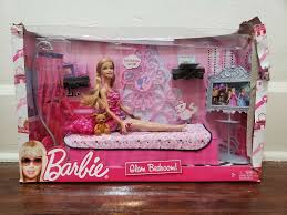 Barbie Glam Bedroom Playset With Doll And Accessories Mattel Barbie Playset Barbie Glam Pool