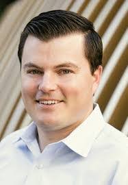 Scott Streeter's Instagram, Twitter & Facebook