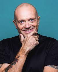 Max pezzali tabs, chords, guitar, bass, ukulele chords, power tabs and guitar pro tabs including sei fantastica, eccoti, in questa città, il mio secondo tempo, ci sono anchio. Max Pezzali