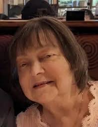 Maureen Kilroy's Instagram, Twitter & Facebook