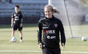 Within canada, it oversees national professional and amateur club championships. 30 Hottest Female Soccer Players In The World 2021