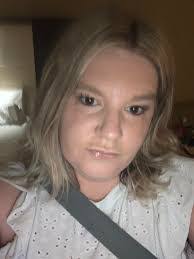 Erin Clegg's Instagram, Twitter & Facebook