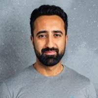 Julian Escobar's Instagram, Twitter & Facebook