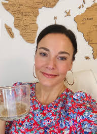 Kerry Burroughs's Instagram, Twitter & Facebook