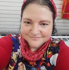 Rachel Glosser's Instagram, Twitter & Facebook