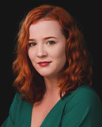 Holly E.M. Thompson (@hollytheinsomniac) • Instagram photos and videos