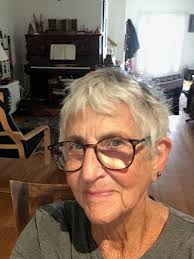 Sandra Webb : Profile @ Arts Front