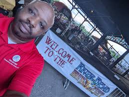 Daryl Toney's Instagram, Twitter & Facebook