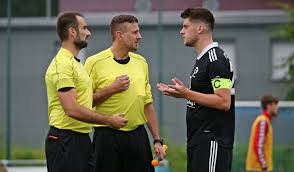 Viel Theater um den Schiedsrichter! Aber kein Sieger in Brotdorf