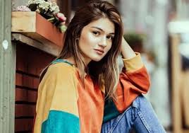 Asiye ve kalender'in biricik kızları, hazar'ın kız kardeşidir. Kuzey Yildizi Feride Kuzey In Buyuk Kizi Feride Kimdir Dizicenter