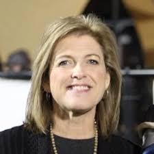 Dee•Doss (@dee_doss)