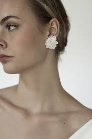 Ellie Silver's Instagram, Twitter & Facebook