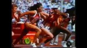.duel explosif entre les deux femmes les plus rapide de l'histoire ! Florence Griffith Joyner Seoul Olympics 1988 Youtube