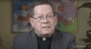 Le cardinal Gérald Cyprien Lacroix invite sa présumée victime à porter  plainte