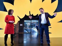 Annalena baerbock mag nicht besser sein als joschka fischer. Radikal Unter Vorbehalt Analyse Wie Mutig Ist Das Wahlprogramm Der Grunen Svz De