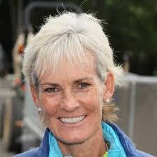 Lisa Gribben's Instagram, Twitter & Facebook