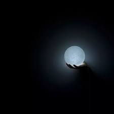 Temnota Svet 9 Tys Izobrazhenij Najdeno V Yandeks Kartinkah Moon Nightlight Moon Super Moon