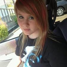 Hollie Sutton's Instagram, Twitter & Facebook