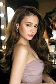 Agnes Camba's Instagram, Twitter & Facebook