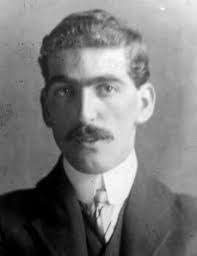 Levi Hyde's Instagram, Twitter & Facebook