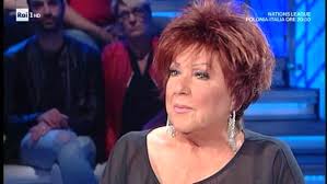 La cantante orietta berti, al secolo orietta galimberti, è nata a cavriago il 1° giugno 1943 e da subito ha coltivato la passione per il canto. Orietta Berti Si Racconta Ho Il Covid Da Un Mese Mio Marito Sta Male