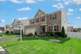 Pin By Paul Biagini Washingtonville On Real Estate Agents With Images Philadelphia Real Estate Selling Real Estate Real Estate