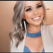 Lisa Sigmon's Instagram, Twitter & Facebook