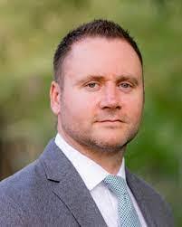 Raymond Mclaughlin's Instagram, Twitter & Facebook