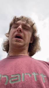 Commander 4.7 l. Think he's trying to jip me?