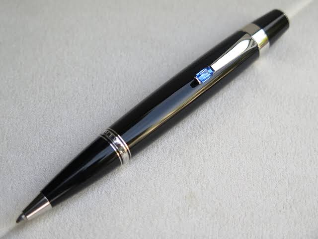 Bút Montblanc Boheme Bleu BallPoint Pen 05795