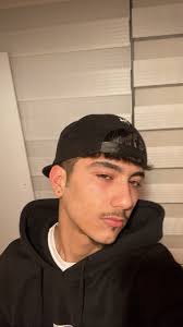 Room for rent from 5 November long term In my lovely Apartment 1 room will  be free from the 5 November for long term! The apartment is very big and  bright ,located