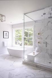 35 Stunning Modern Minimalist Bathroom Design Ideas With White Color Bathroom Bathroomdes Modern Master Bathroom Bathroom Tile Designs Master Bathroom Decor