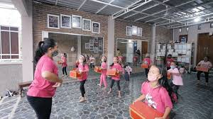 Salah satu tokoh terkenal dari aliran ini adalah pablo picasso. Tak Cari Untung Perjuangan Inem Jalankan Sanggar Tari Di Tengah Pandemi Suara Jogja