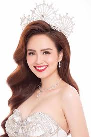 Tiểu Vy trước khi đăng quang, Quảng Nam đã có 1 hoa hậu sắc nước hương trời