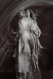 Totuși, forma mitologică preferată este a unor fecioare zănatice, cu mare forță de seducție și cu puteri magice. 16 Ielele Ideas Photo Three Rivers Deep Faeries