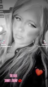 Lois Kershner's Instagram, Twitter & Facebook