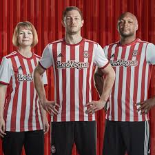 There are some logos of sponsors on the home kit. New Brentford Kit Cheap Online