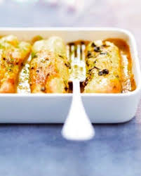 Quenelles De Brochet Au Four Pour 6 Personnes Recettes Elle A Table Recette Quenelles De Brochet Recette Quenelles