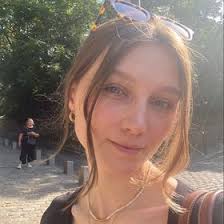 Emma Ponce (loiseauvert2105)