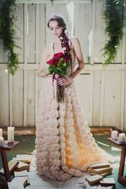 My grave is like to be my wedding bed (juliet, 1.5.132). Romeo And Juliet Wedding Bouquet Weddingbells